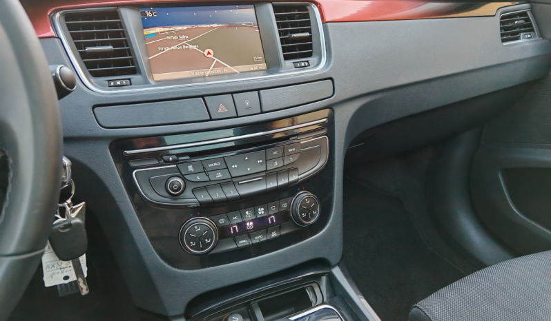 
								Peugeout 508 RXH Hibrid 2.0HDI full									