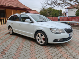 
										Skoda Superb full									