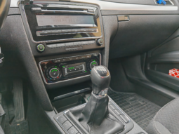 
										Skoda Superb full									