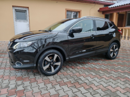 
										Nissan Qashqai Tekna full									