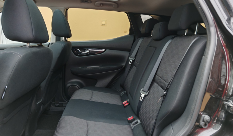 
								Nissan Qashqai Tekna full									