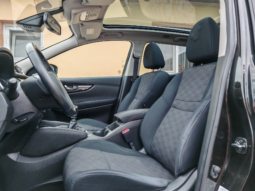 
										Nissan Qashqai Tekna full									