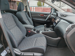 
										Nissan Qashqai Tekna full									