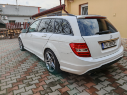 
										Mercedes C-Klasse C220 CDI Avantgarde full									