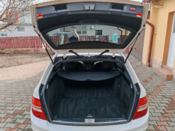 
										Mercedes C-Klasse C220 CDI Avantgarde full									
