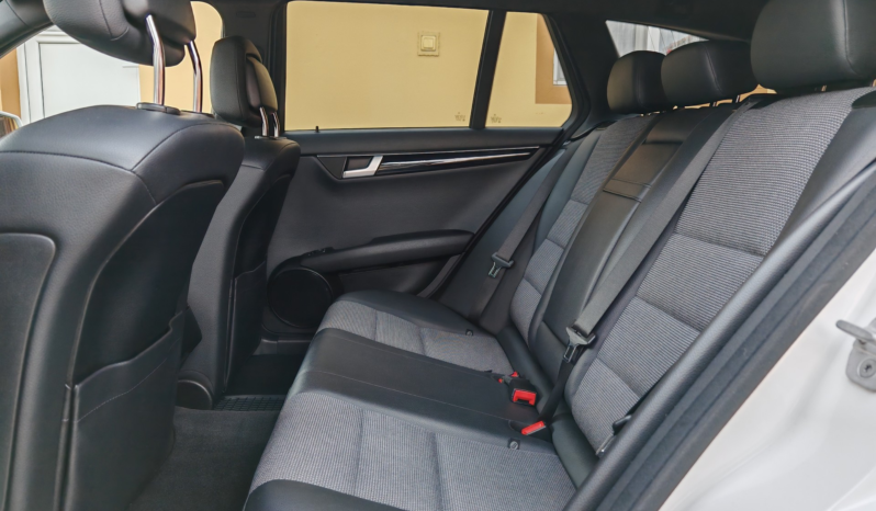 
								Mercedes C-Klasse C220 CDI Avantgarde full									