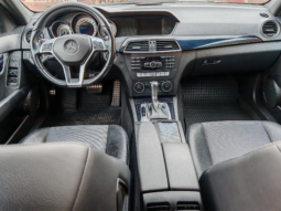 
										Mercedes C-Klasse C220 CDI Avantgarde full									