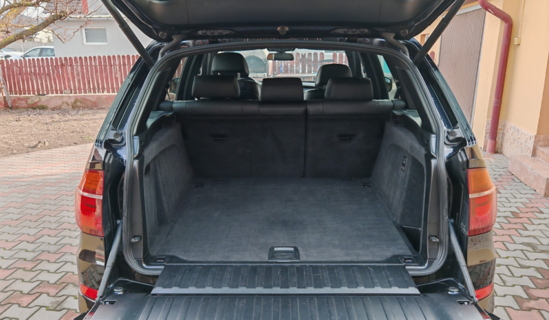 
								BMW X5 X-Drive full									