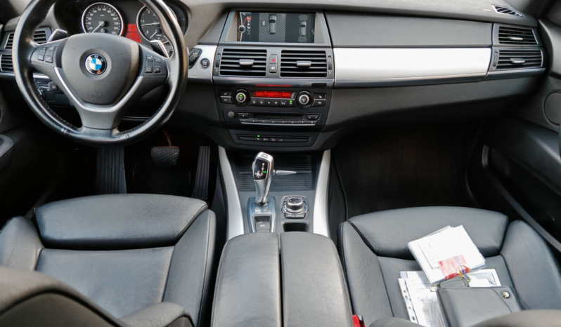 
								BMW X5 X-Drive full									