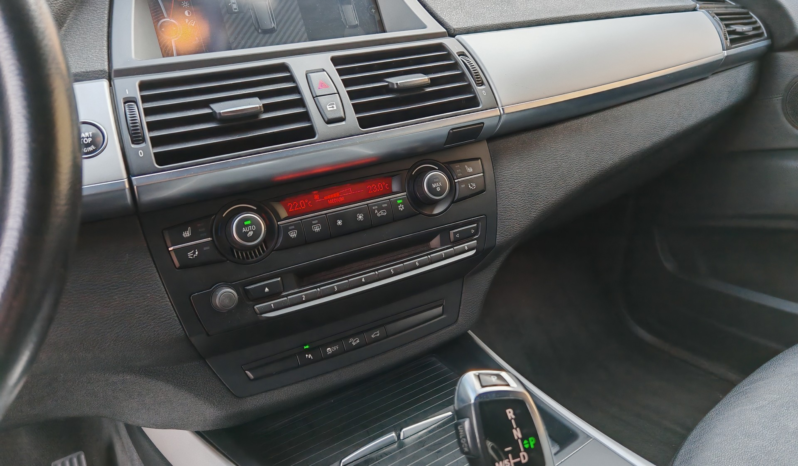 
								BMW X5 X-Drive full									