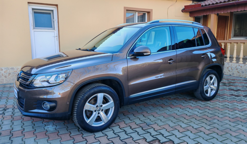 
								Volkswagen Tiguan 2.0 TDI Sport & Style 4Motion full									