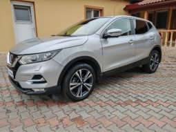 
										Nissan Qashqai N-Conecta full									