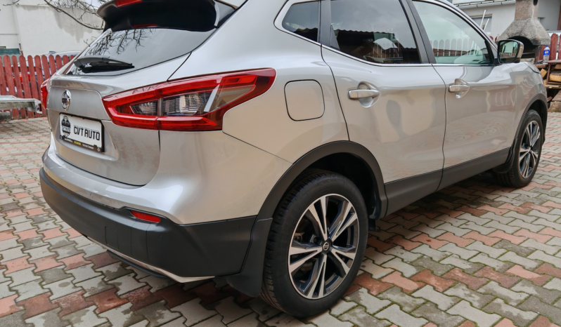 
								Nissan Qashqai N-Conecta full									