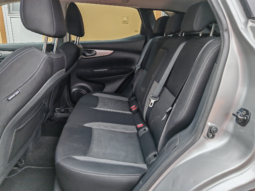 
										Nissan Qashqai N-Conecta full									