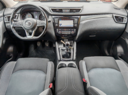 
										Nissan Qashqai N-Conecta full									