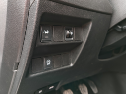 
										Nissan Qashqai N-Conecta full									
