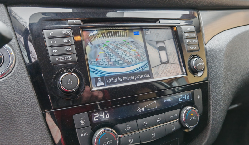 
								Nissan Qashqai N-Conecta full									