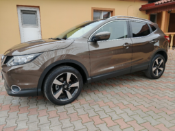 
										Nissan Qashqai N-Conecta full									
