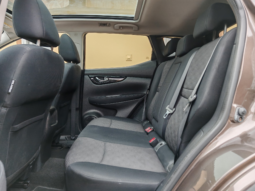 
										Nissan Qashqai N-Conecta full									