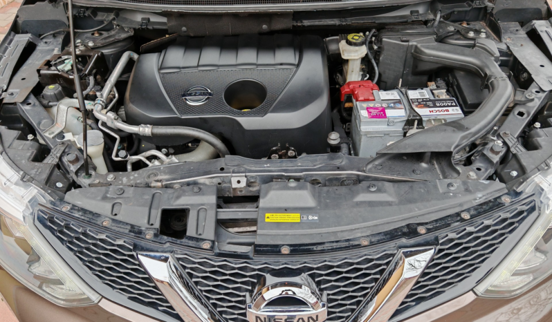 
								Nissan Qashqai N-Conecta full									
