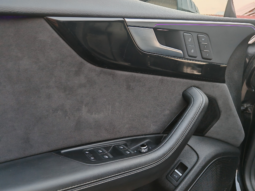 
										Audi A5 S-Line Qoattro Sport full									