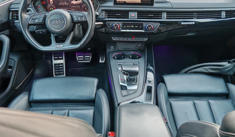 
								Audi A5 S-Line Qoattro Sport full									