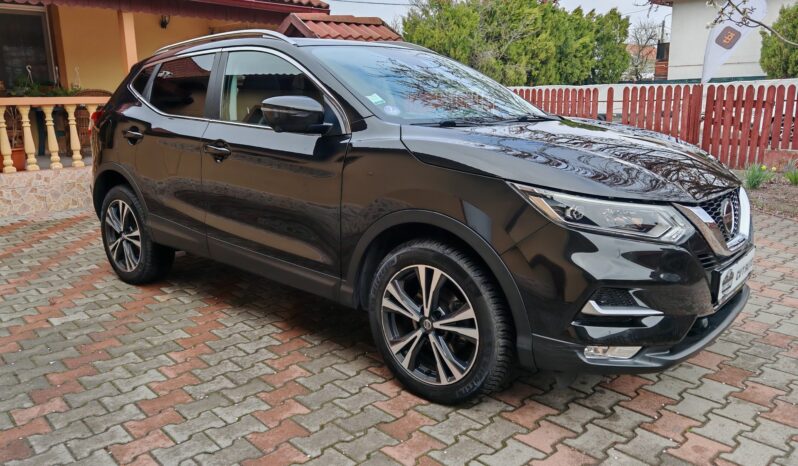 
								Nissan Qashqai 1.2 N-Connecta full									