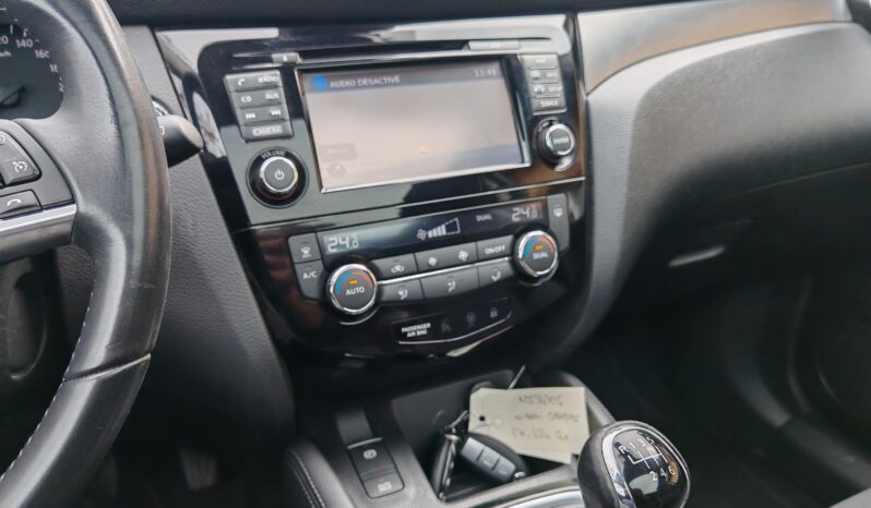 
								Nissan Qashqai 1.2 N-Connecta full									