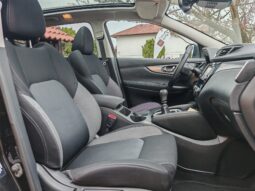 
										Nissan Qashqai 1.2 N-Connecta full									