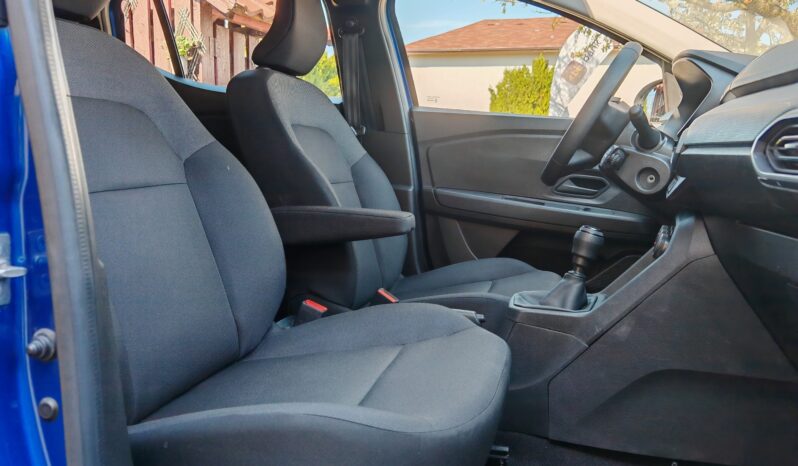 
								Dacia Sandero full									