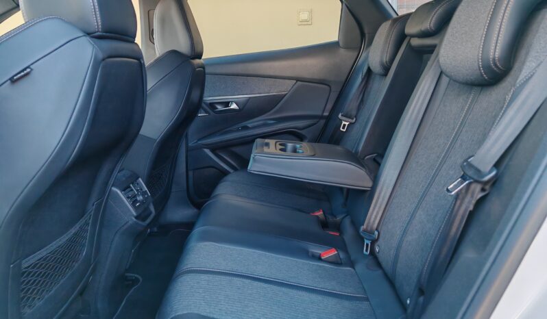 
								Peugeot 3008 GT-Line full									