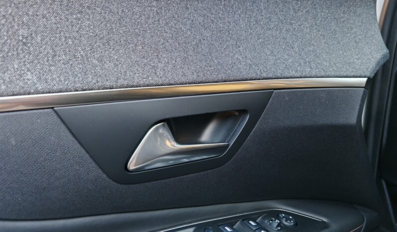 
								Peugeot 3008 GT-Line full									