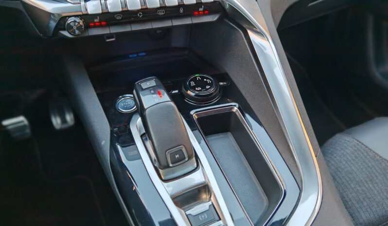 
								Peugeot 3008 GT-Line full									