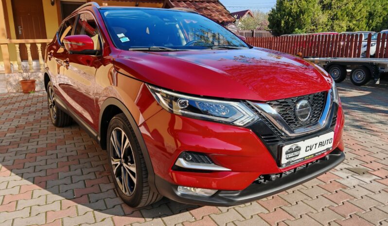 
								Nissan Qashqai N-Conecta full									