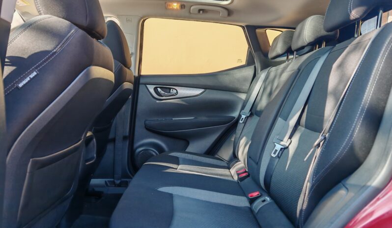 
								Nissan Qashqai N-Conecta full									