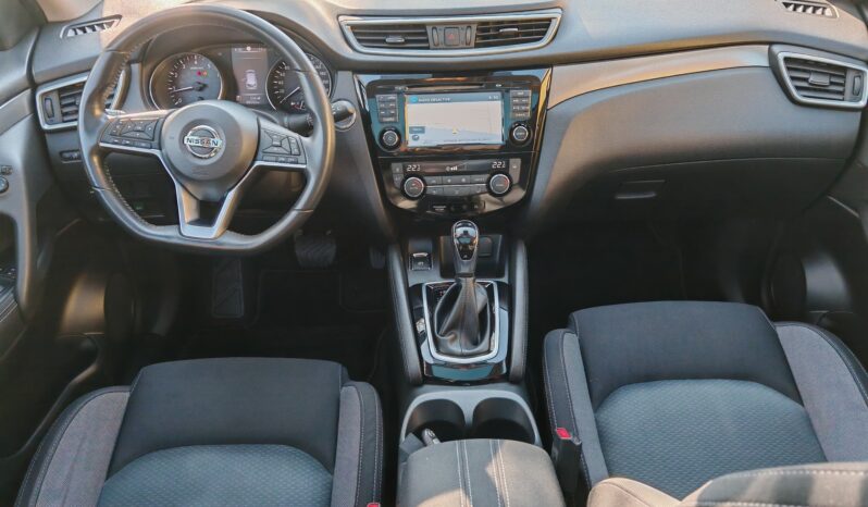 
								Nissan Qashqai N-Conecta full									