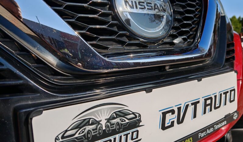 
								Nissan Qashqai N-Conecta full									