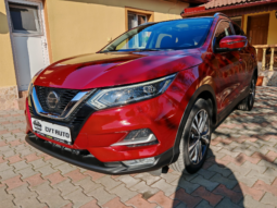 
										Nissan Qashqai N-Conecta full									
