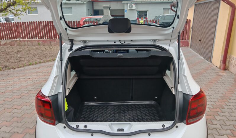 
								Dacia Sandero 1.0 TCe LPG Stepway Celebration full									