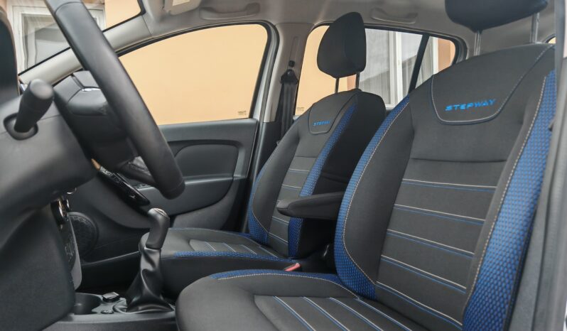 
								Dacia Sandero 1.0 TCe LPG Stepway Celebration full									