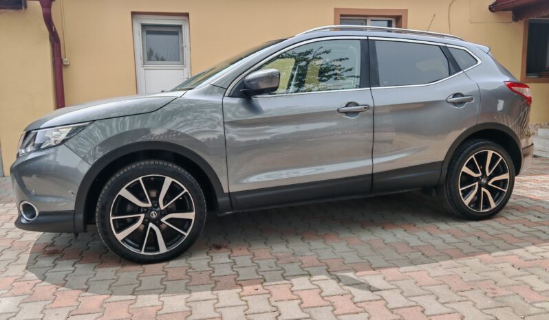 
								Nissan Qashqai 1.5 Turbodiesel Tekna full									