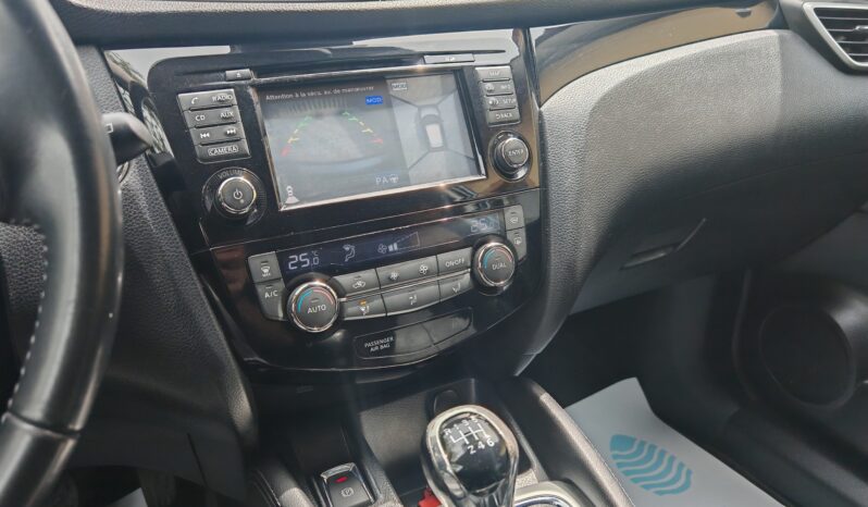
								Nissan Qashqai 1.5 Turbodiesel Tekna full									