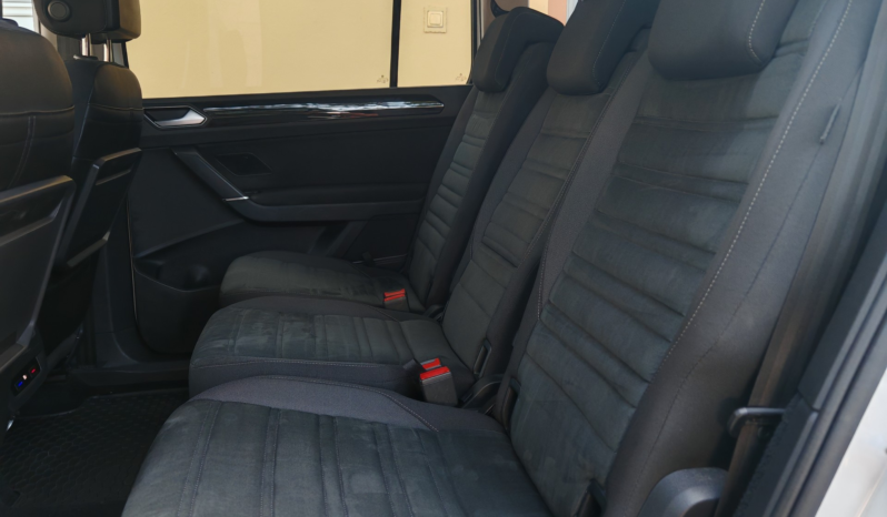 
								VW Touran 2.0 TDI AUTOMAT full									