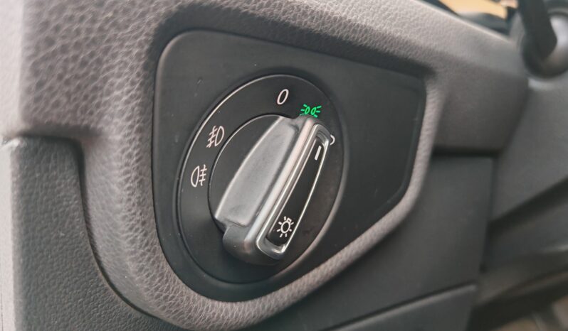 
								VW Touran 2.0 TDI AUTOMAT full									
