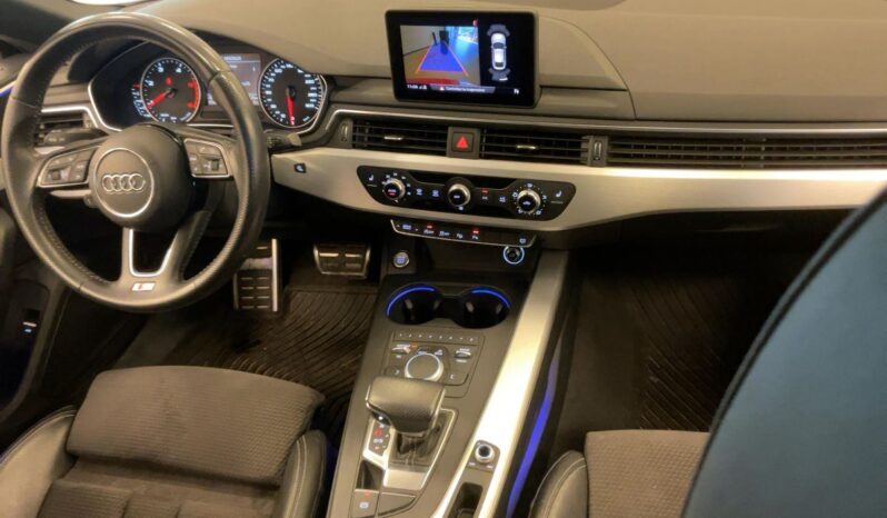 
								Audi A5 Sportback S-Line full									