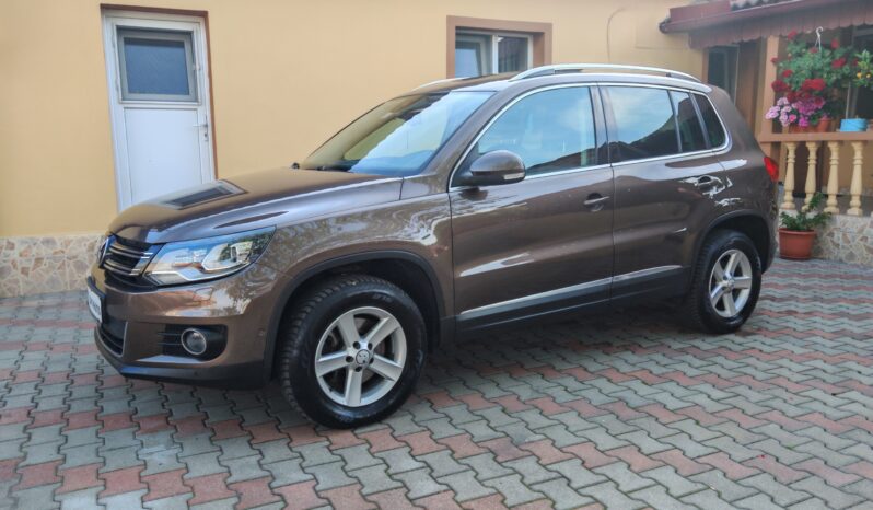
								Volkswagen Tiguan 2.0 TDI Sport & Style 4Motion BlueMotion Tech full									