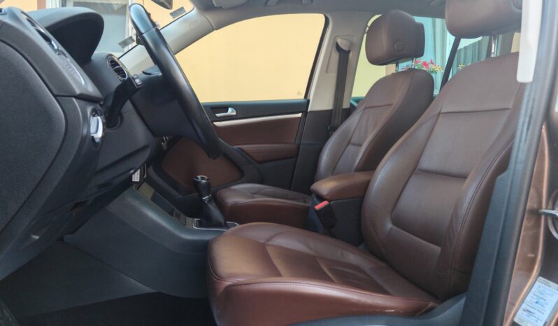 
								Volkswagen Tiguan 2.0 TDI Sport & Style 4Motion BlueMotion Tech full									