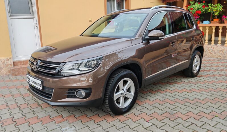 
								Volkswagen Tiguan 2.0 TDI Sport & Style 4Motion BlueMotion Tech full									