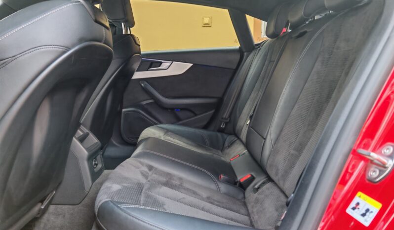 
								Audi A5 Sportback S-Line full									