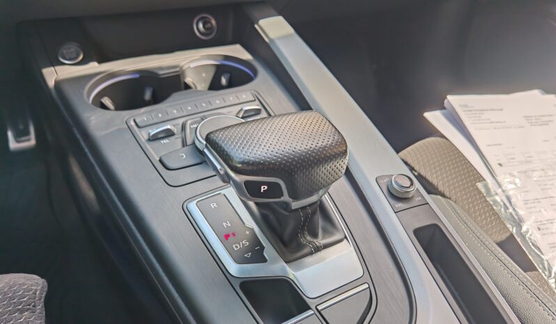 
								Audi A5 Sportback S-Line full									